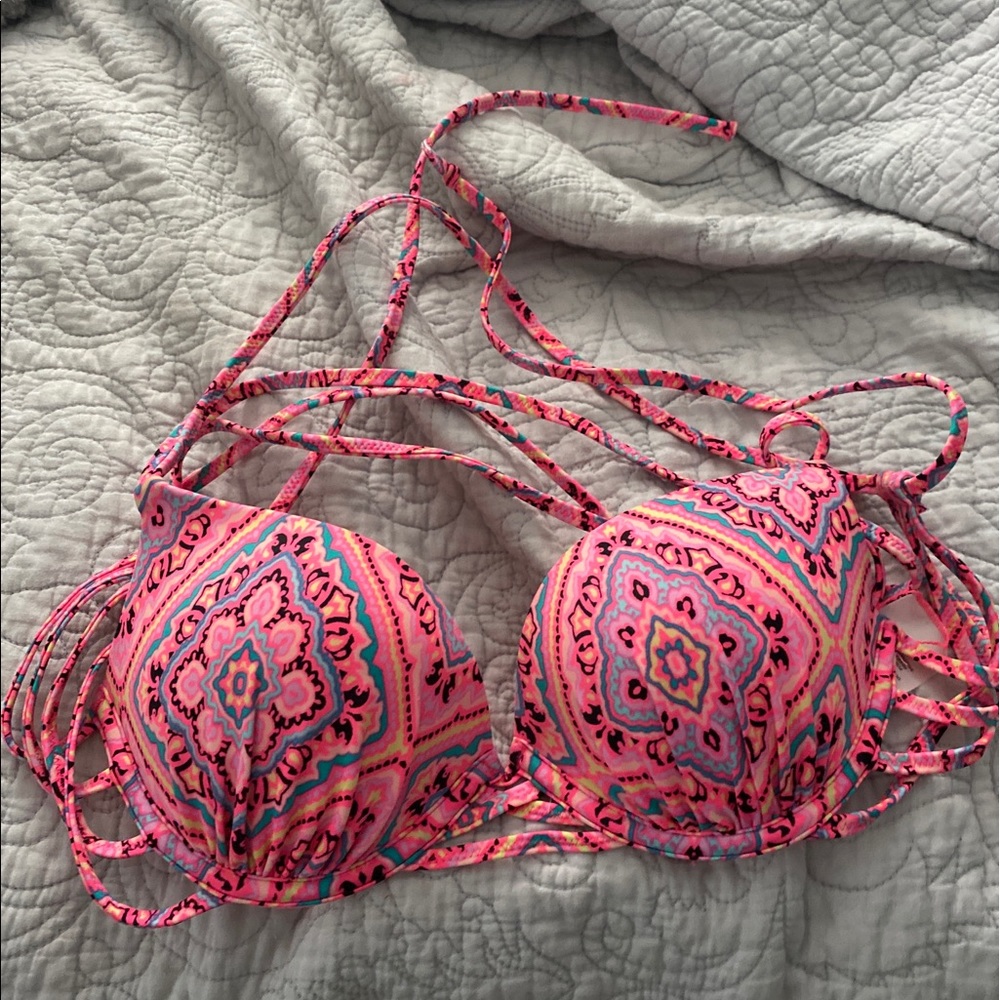 Bikini top